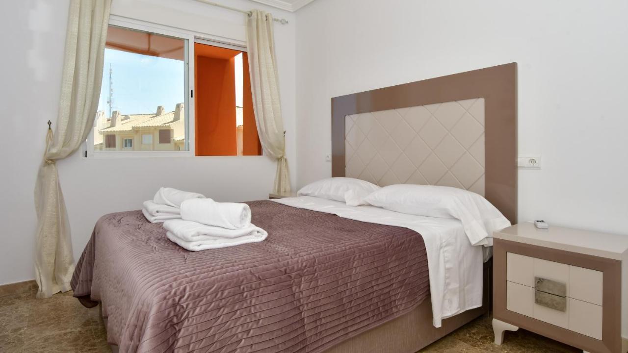 אוריהואלה Apartamento Las Calitas II מראה חיצוני תמונה